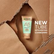 Garnier BB Cream Oil Free Tinted Moisturiser (Various Shades) - Light