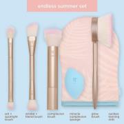 Real Techniques Endless Summer Glow Brush Kit (im Wert von 65,00 €)