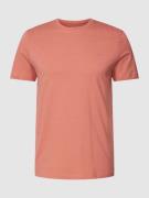 s.Oliver RED LABEL T-Shirt mit geripptem Rundhalsausschnitt in Hellrot...