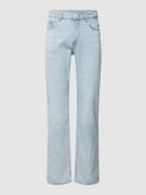 REVIEW Straight Fit Jeans mit Label-Patch in Hellblau, Größe 30/30