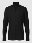 OLYMP Level Five Slim Fit Businesshemd mit Stretch-Anteil in Black, Gr...