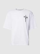 REVIEW Oversized T-Shirt mit CROSS Print in Weiss, Größe M