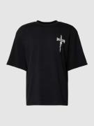 REVIEW Oversized T-Shirt mit CROSS Print in Black, Größe M