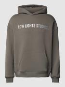 Low Lights Studios Hoodie mit Label-Print in Dunkelgrau, Größe S