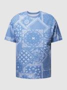 MCNEAL T-Shirt mit Allover-Print in Rauchblau, Größe M