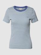 Levi's® T-Shirt mit Label-Patch in Rauchblau, Größe S