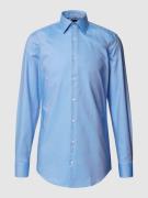 BOSS Slim Fit Business-Hemd mit Kentkragen in Bleu, Größe 39