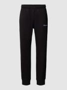 CHAMPION Regular Fit Sweatpants mit Label-Stitching in Black, Größe XS