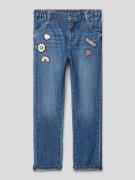 Guess Mom Fit Jeans mit Patches in Blau, Größe 92