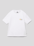 Quiksilver T-Shirt mit Label-Print in Weiss, Größe 140