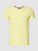 Tommy Hilfiger Slim Fit T-Shirt mit Logo-Stitching in Gelb, Größe M