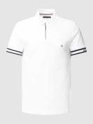 Tommy Hilfiger Slim Fit Poloshirt mit Logo-Stitching in Weiss, Größe M