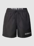 Calvin Klein Underwear Badehose mit elastischem Label-Bund in Black, G...