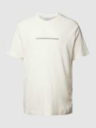 CK Calvin Klein T-Shirt mit Label-Stitching in Offwhite, Größe S