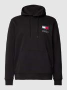 Tommy Jeans Hoodie mit Label-Print in Black, Größe XS