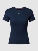 Tommy Jeans Slim Fit T-Shirt in Ripp-Optik Modell 'ESSENTIAL' in Marin...