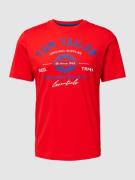 Tom Tailor T-Shirt mit Label-Print und Rundhalsausschnitt in Rot, Größ...