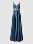 Luxuar Abendkleid mit Spitzenbesatz in Rauchblau, Größe 34