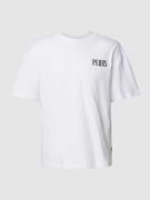 PEQUS T-Shirt mit Label-Print in Weiss, Größe S