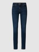 Esprit Slim Fit Jeans mit Bio-Baumwolle und Stretch-Anteil in Hellblau...