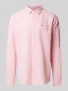 Tommy Jeans Regular Fit Freizeithemd mit Kentkragen in Pink, Größe XS