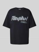REVIEW T-Shirt mit Label-Stitching in Black, Größe XS