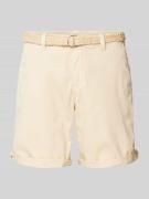 Esprit Regular Fit Shorts mit Gürtel in Flecht-Optik in Sand, Größe 34