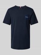 Tommy Hilfiger T-Shirt mit Label-Patch in Marine, Größe L