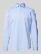 BOSS Slim Fit Business-Hemd mit Strukturmuster Modell 'Hank' in Bleu, ...