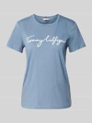 Tommy Hilfiger T-Shirt mit Label-Print in Rauchblau, Größe M