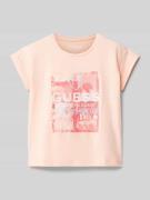 Guess T-Shirt mit Label-Print in Apricot, Größe 128
