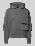 Pegador Boxy Fit Hoodie mit Cargotaschen Modell 'HARVEY TERRY' in Dunk...