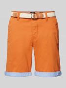 MCNEAL Slim Fit Bermudas mit Gürtel in Apricot, Größe XS