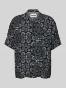 REVIEW Regular Fit Freizeithemd mit Paisley-Muster in Black, Größe XS