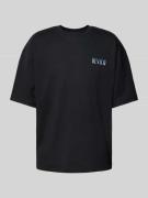 REVIEW T-Shirt mit Label-Print und Rundhalsausschnitt in Black, Größe ...