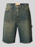 REVIEW Baggy Fit Jeansshorts im 5-Pocket-Design in Blau, Größe M