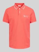 s.Oliver RED LABEL Regular Fit Poloshirt mit Label-Print in Koralle, G...