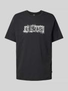 Levi's® Relaxed Fit T-Shirt mit Label-Print in Black, Größe L