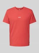 Levi's® Relaxed Fit T-Shirt mit Label-Patch Modell 'BABY TAB' in Rot, ...