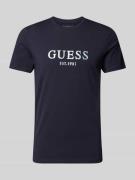 Guess T-Shirt mit Label-Print in Marine, Größe L