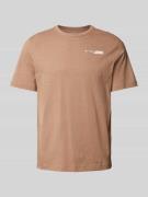 Tom Tailor Regular Style T-Shirt mit Label-Print in Taupe, Größe L