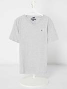 Tommy Hilfiger Teens T-Shirt mit Logo-Stickerei in Mittelgrau Melange,...