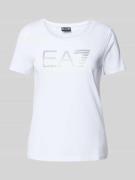 EA7 Emporio Armani T-Shirt mit Label-Strasssteinbesatz in Weiss, Größe...