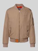 Original Bombers Bomberjacke mit Label-Patch in Beige, Größe L