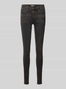 Levi's® Skinny Fit Jeans mit 5-Pocket-Design in Black, Größe 25/30