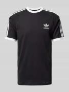 adidas Originals T-Shirt mit Label-Stitching in Black, Größe L