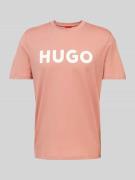 HUGO T-Shirt mit Label-Print Modell 'DULIVIO' in Lachs, Größe L