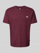 Dickies T-Shirt mit Label-Print Modell 'MAPLETON' in Bordeaux, Größe L