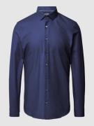 OLYMP No. Six Slim Fit Businesshemd aus Twill mit Stretch-Anteil in Ma...