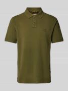 camel active Regular Fit Poloshirt mit Logo-Stitching in Oliv, Größe M